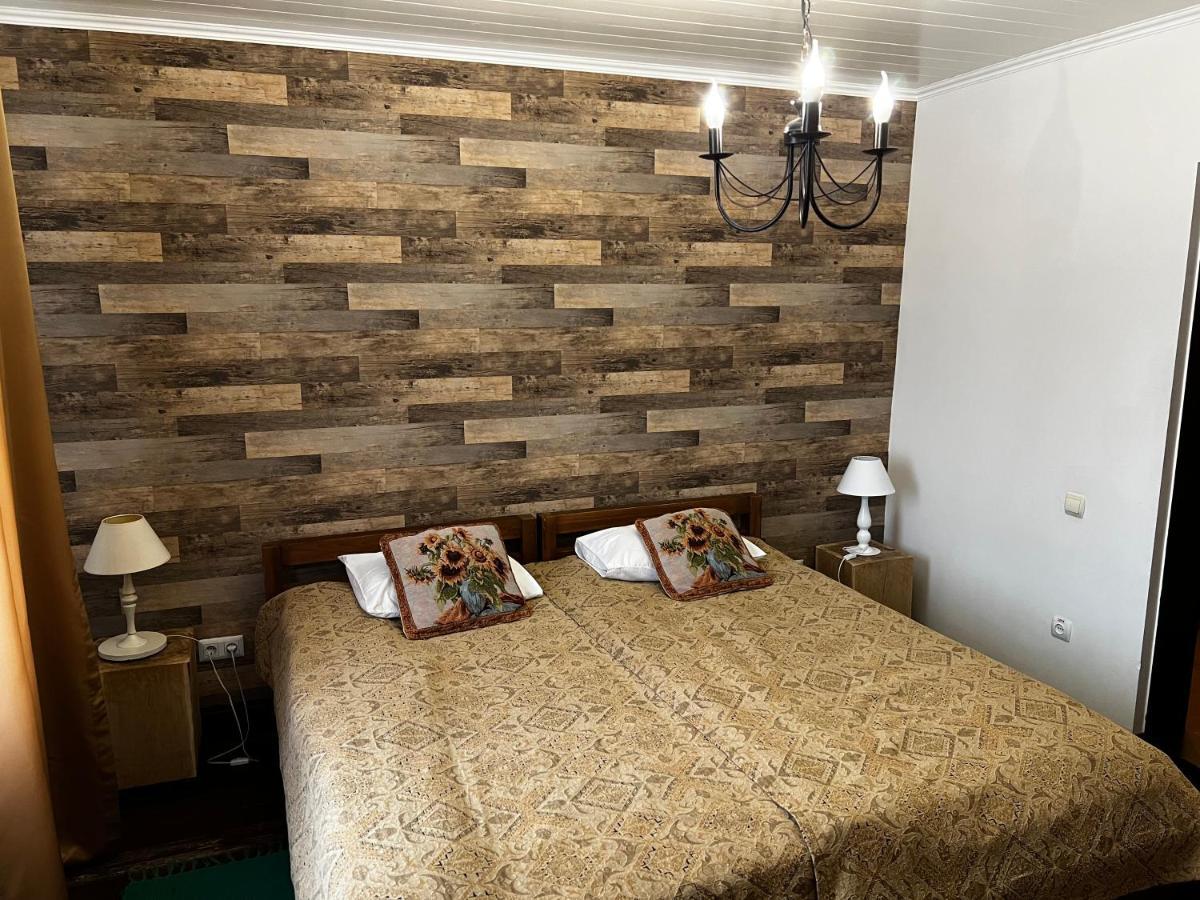 "Дальний Кордон" Hotel Moshchanytsya Eksteriør billede